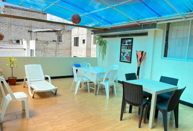 패밀리 스위트, Hostal Y Complejo Recreacional La Playita De Monse