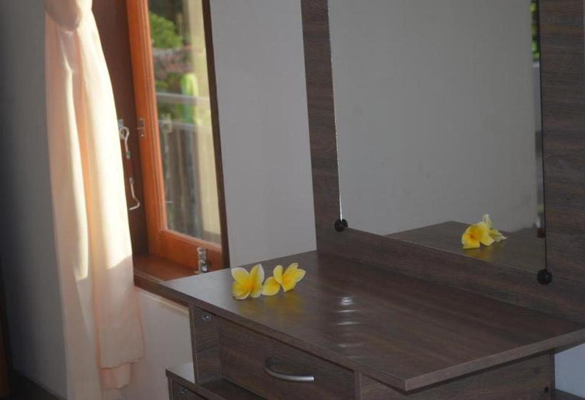 Deluxe Room Side Sea View, Rivera Beach