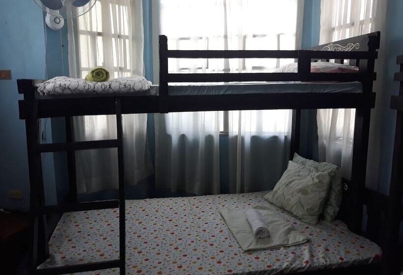 تختخواب در اتاق مشترک, Cvnb Bed And Bath La Union