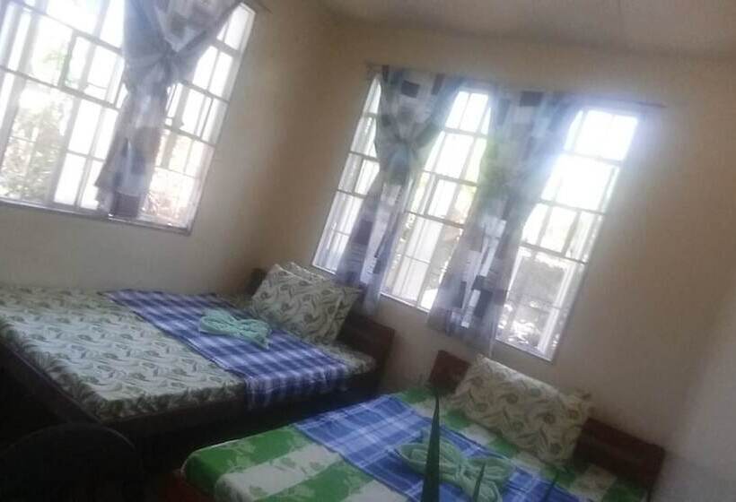 تختخواب در اتاق مشترک, Cvnb Bed And Bath La Union