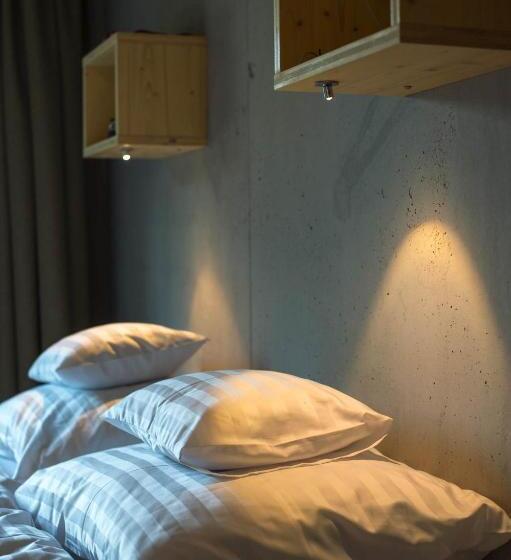 اتاق استاندارد چهار تخته, Galyatető Turistacentrum