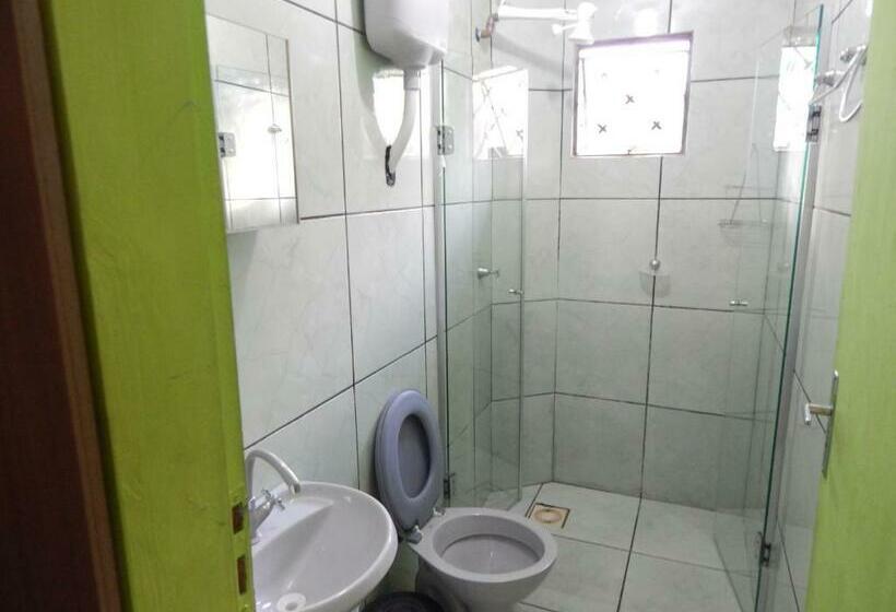 اتاق استاندارد چهار تخته, Primavera Pousada