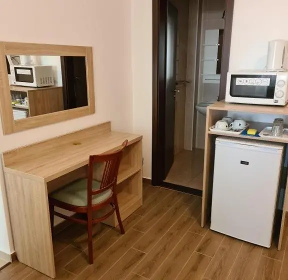 Standard Triple Room with Terrace, Táncsics Vendégház