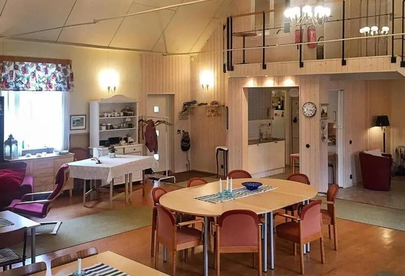 Huoneisto 1 Makuuhuone, Lägenhet Elofstorps Gamla Missionshus