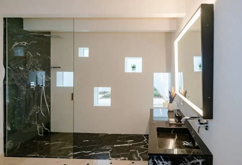 Deluxe-sviitti, Divina Suites Hotel Singular  Adults Only
