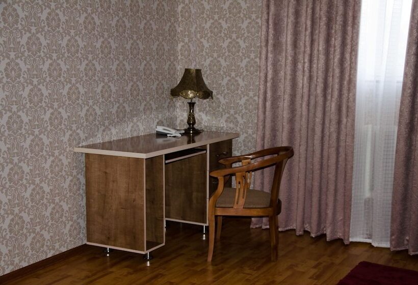 חדר סטנדרט יחיד, Asem