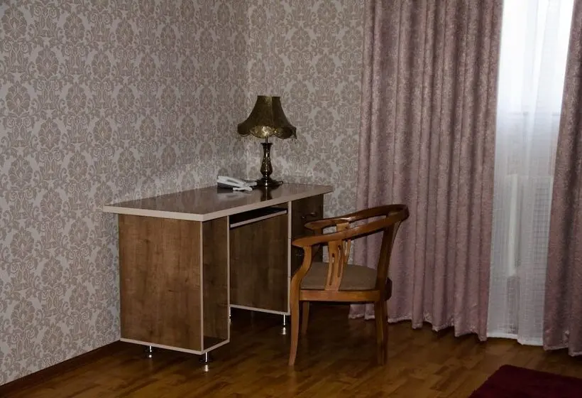Quarto standart individual, Asem