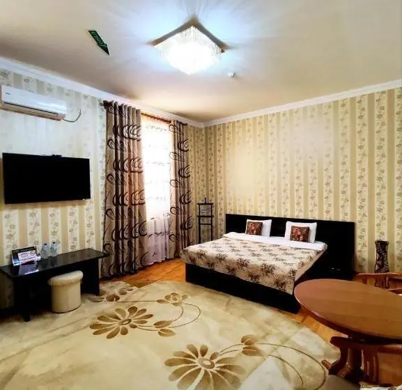Quarto Economy, Asem