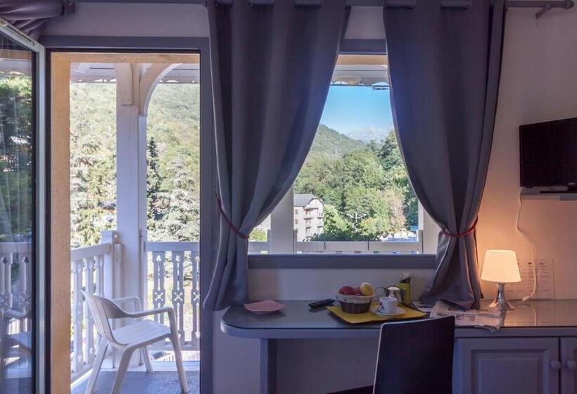 Pokój Standard z Balkonem, Hôtel Le Belvédère