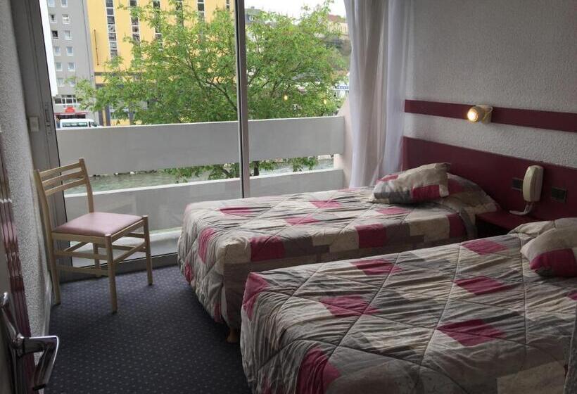 غرفة قياسية, Lys De Marie