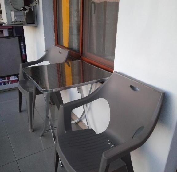 Comfort room with balcony, Guesthouse Oasis