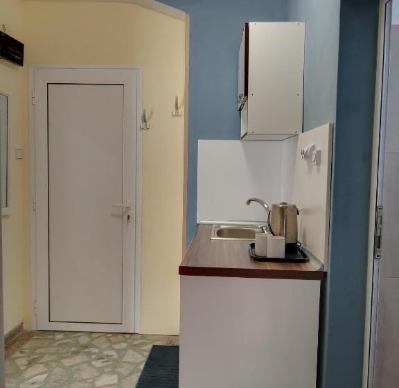 标准工作室, Guesthouse Oasis