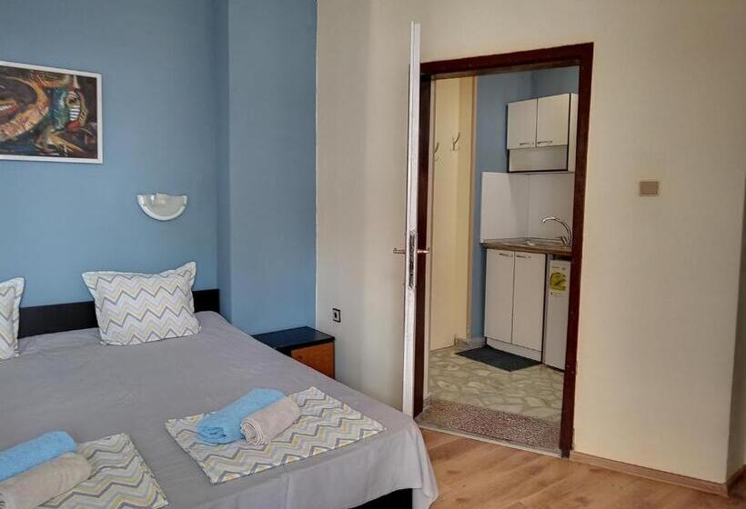 标准工作室, Guesthouse Oasis