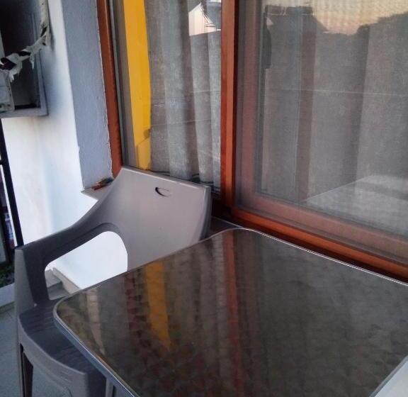 Comfort room with balcony, Guesthouse Oasis