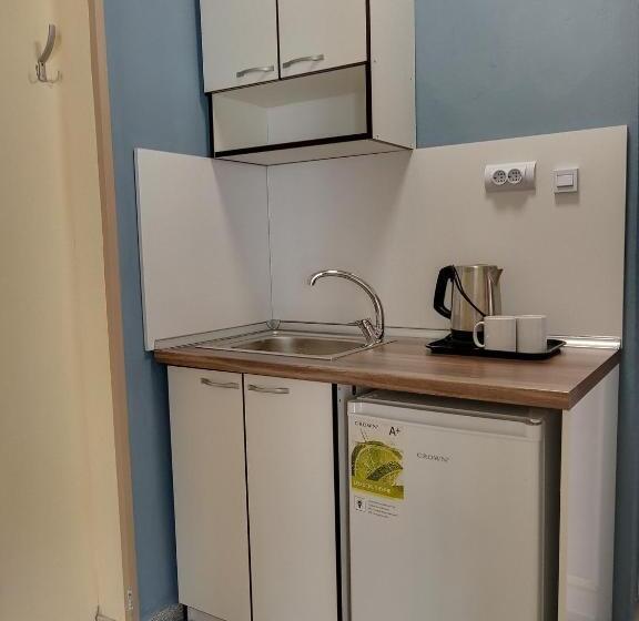 标准工作室, Guesthouse Oasis