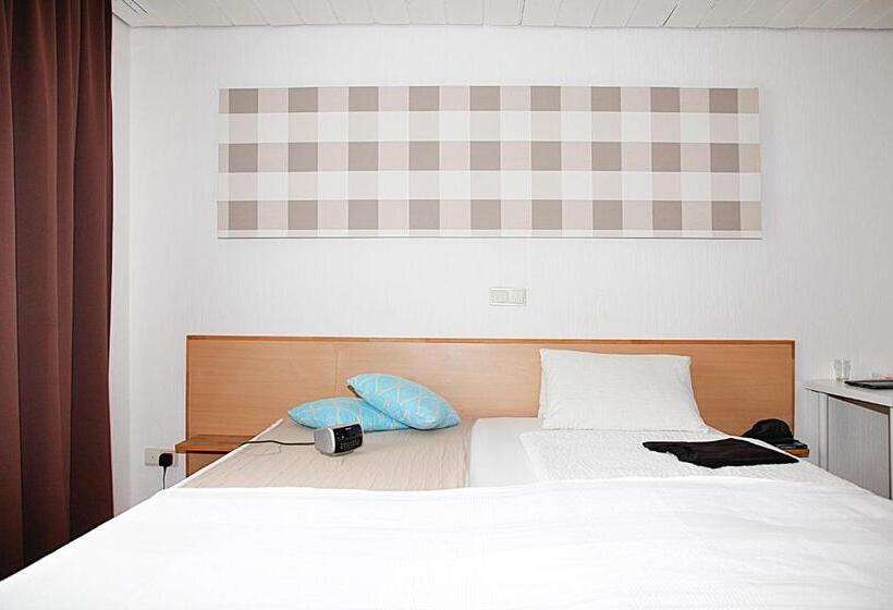 标准间内部标间, Gasthof Linde