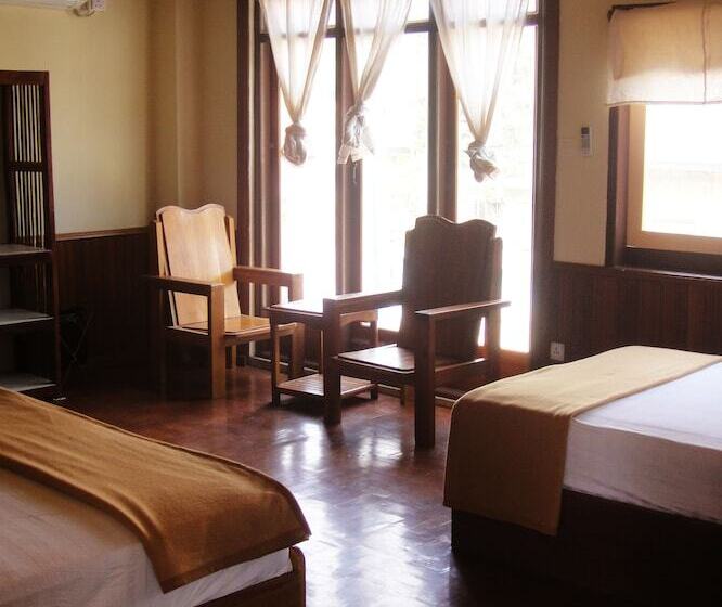 Economy Triple Room, Three Seasons Inn & Spa