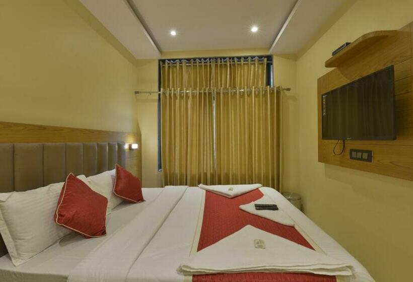 اتاق لوکس, Residency Park