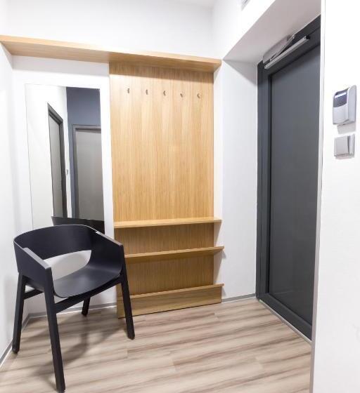 דירת שני חדרים, Beachwell