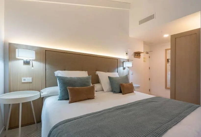 Standart Oda, Soller Plaza