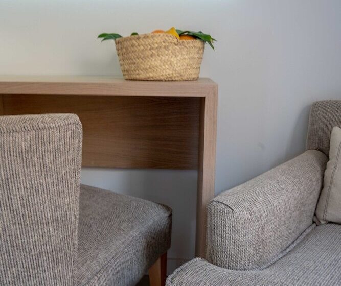 غرفة قياسية, Soller Plaza