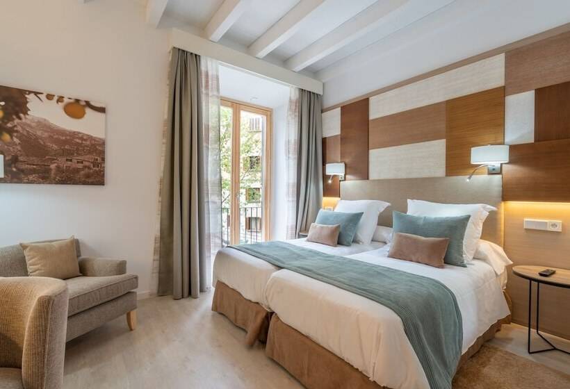 غرفة سوبيريور مطلة على المدينة, Soller Plaza