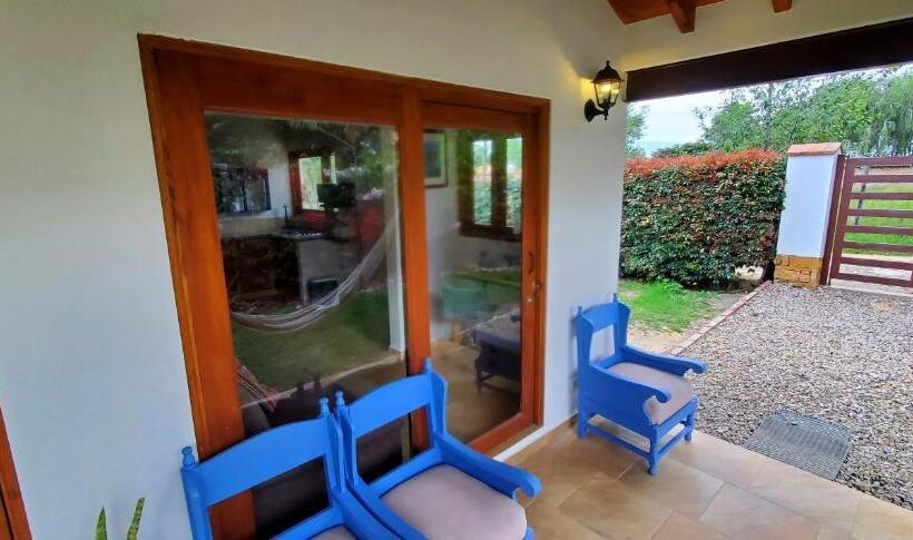 اتاق استاندارد با تخت بزرگ, Las Marías Apartasuites