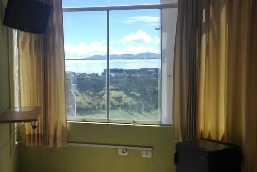 スタンダードシングルルーム, Posada De Percybal Lago Inn