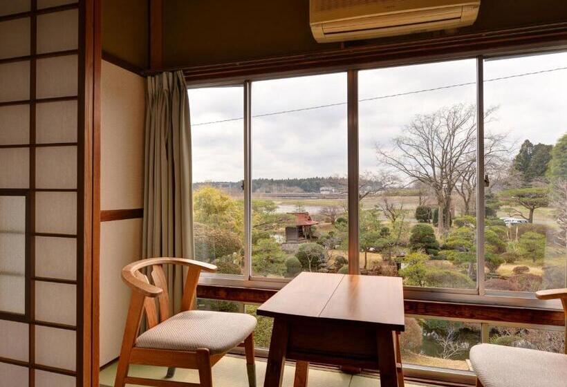 Standard Szoba Megosztott Fürdővel, Yusenso