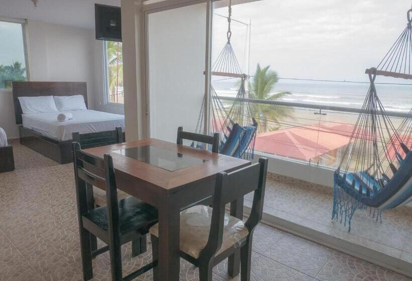 غرفة قياسية رباعية مطلة على البحر, Margaritas Palace