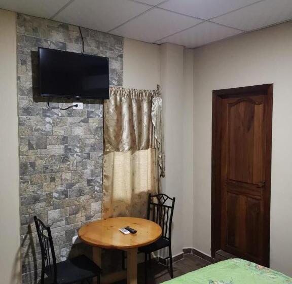 اتاق استاندارد یک نفره, Guest House Inn