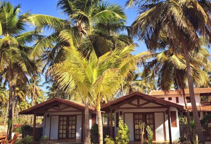 غرفة قياسية ثلاثية مطلة علي حمام السباحة, Pousada Vila Icaraí