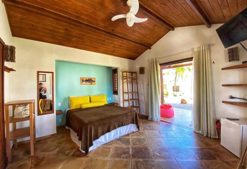 غرفة قياسية ثلاثية مطلة علي حمام السباحة, Pousada Vila Icaraí