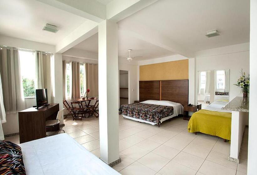 חדר משפחתי, Caiçara Flats