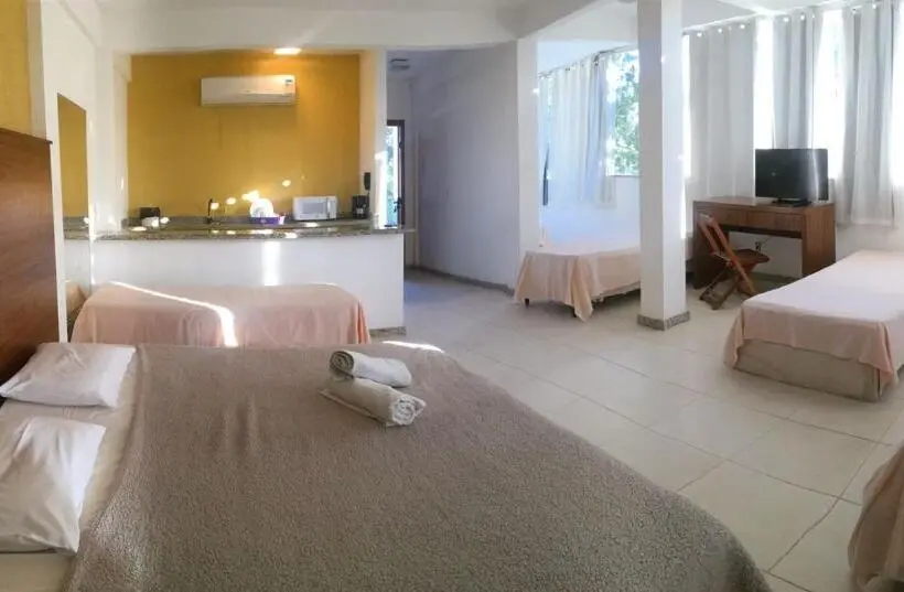 Perhehuone, Caiçara Flats
