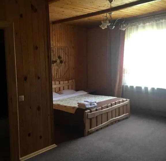 スタンダードトリプルルーム, Guest House Zatishniy Dvir