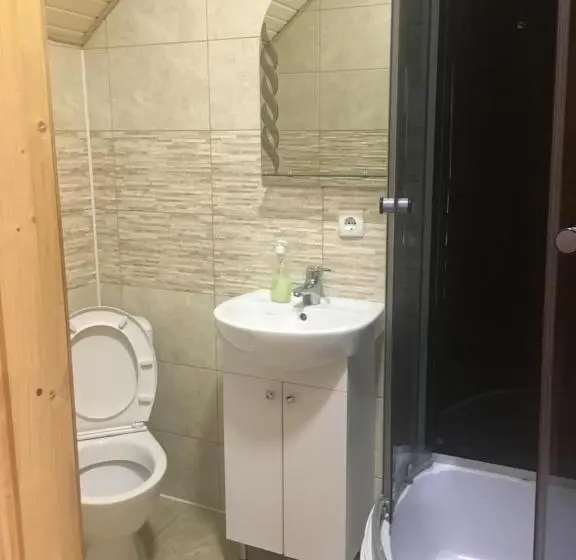 ファミリールーム, Guest House Zatishniy Dvir