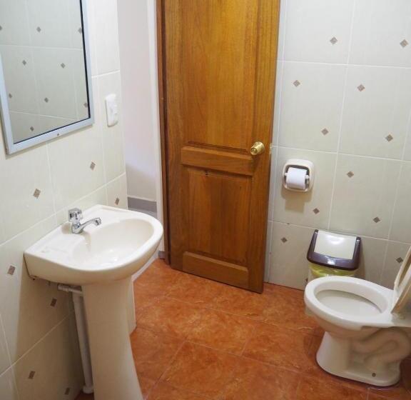 اتاق استاندارد سه نفره, Hostal Butch Cassidy