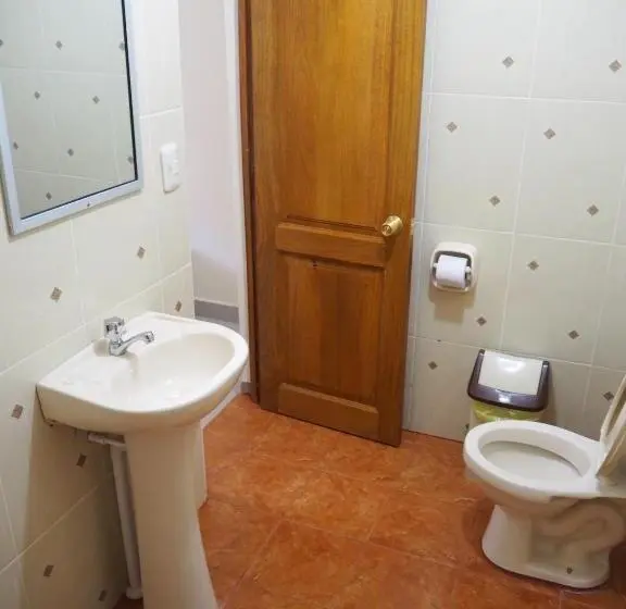 اتاق استاندارد سه نفره, Hostal Butch Cassidy