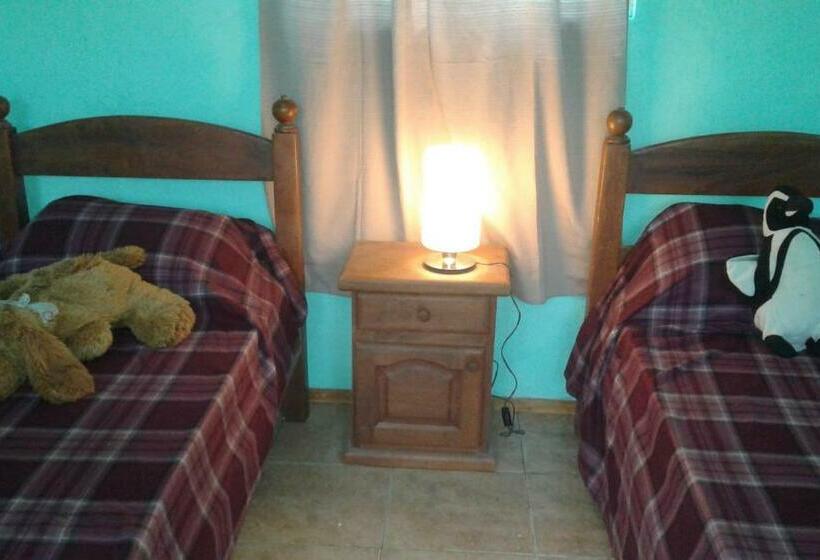 חדר סטנדרט, Max