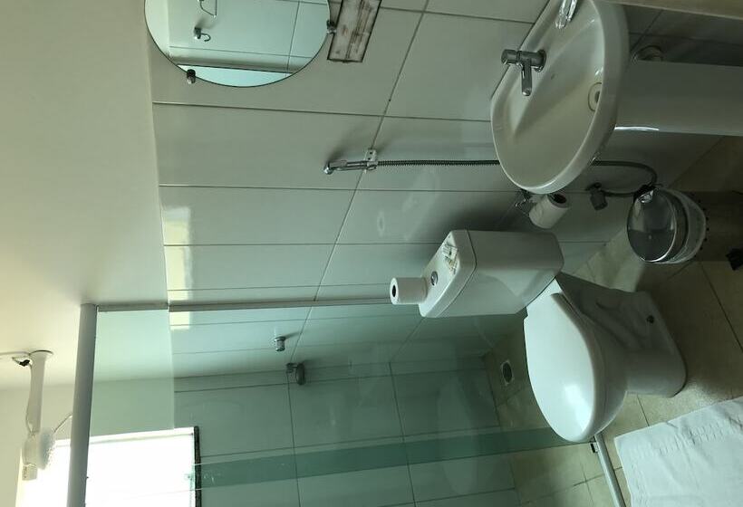 四人标准间, Pousada Vip