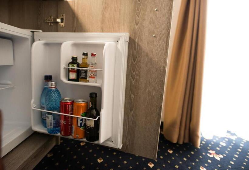 Номер Deluxe, Pensiunea La Vie