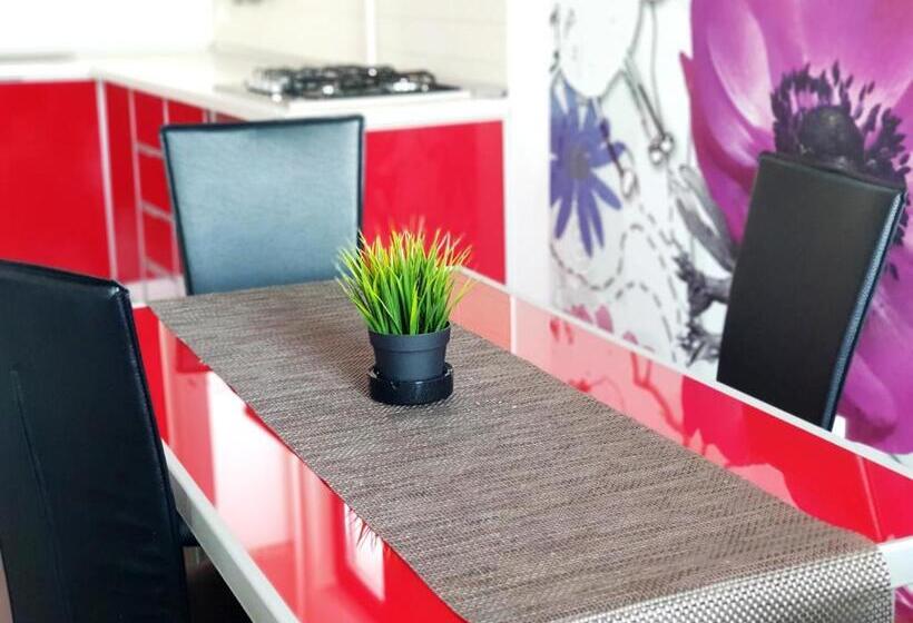 Apartament 1 Dormitori amb Balcó, Uptown Residence Apartments