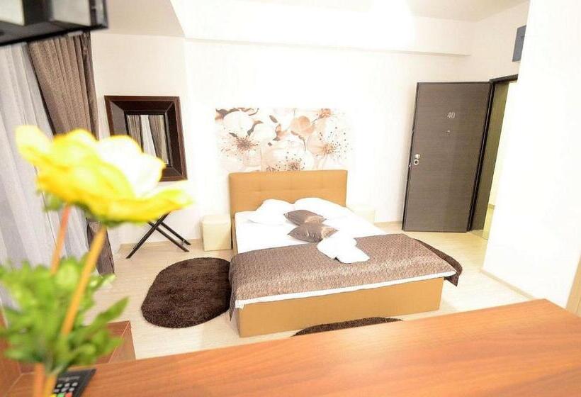 Standard-Studio mit Balkon, Uptown Residence Apartments