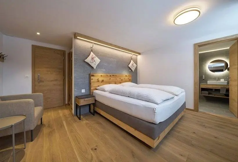 １ベッドルームのデラックスアパートメント, Aparthotel Grischuna