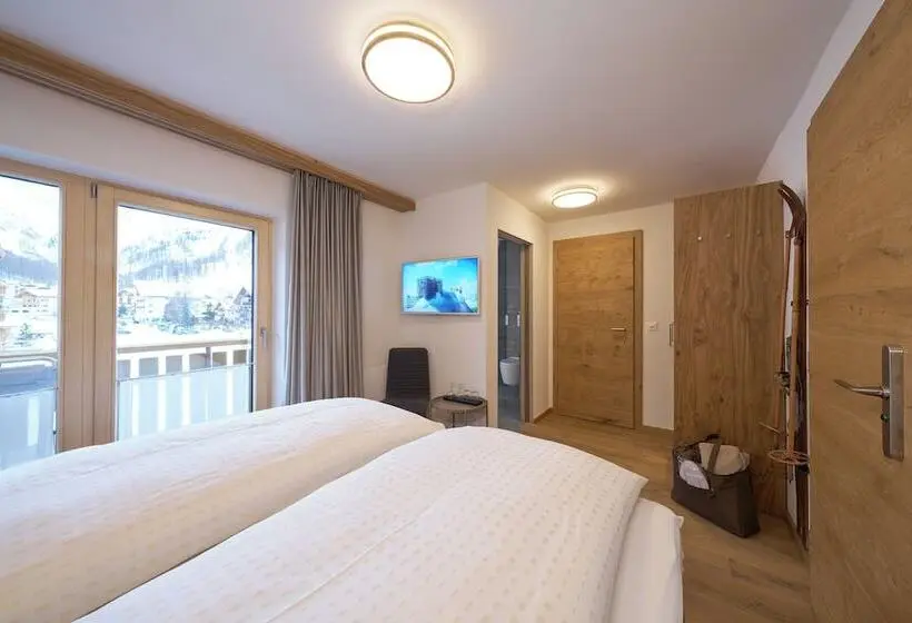 クラシックルーム, Aparthotel Grischuna