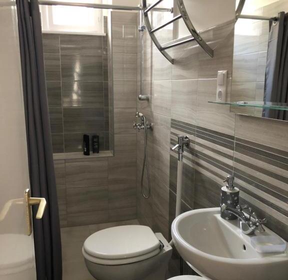 اتاق استاندارد سه نفره, Kertész Rózsa Vendégház