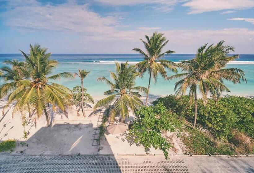 اتاق لوکس, Lonuveli