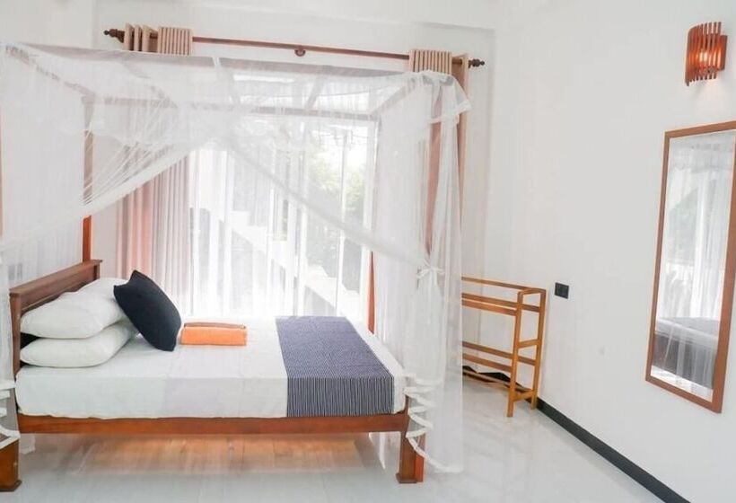 خانه 3 خوابه, Villa Serenity   Jayavikumgama