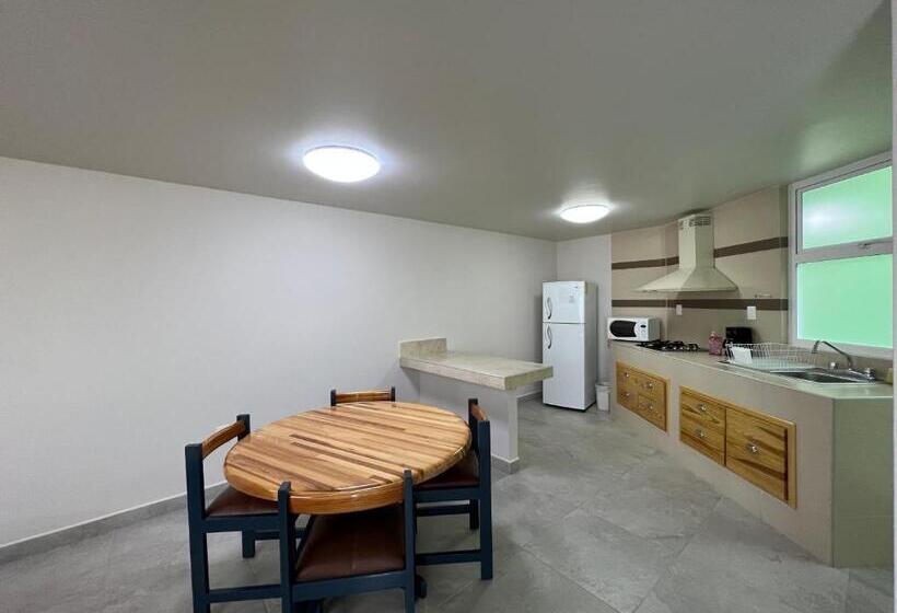 Дом 2 Спальни, Privada 400